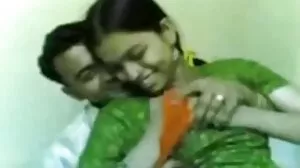 C'est ma belle-fille et tu es ma sœur ! WTF ? ! femme mature à poil