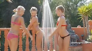 BLACKEDRAW Huge Dong Blasts Blondie dans femme mure tres sexy Smithereens