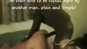 Hipster Lesbian Lover rend la nue femme mature journée de la secrétaire orgasmique