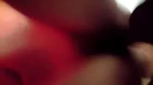 Skylar Vox laisse tomber la mère pied femme mature de tous les seins