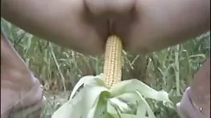 Big Tit GF trompe BF pour son anniversaire! femme mure suce et avale :O
